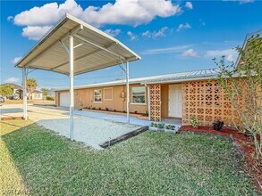 2115 St Croix Ave in Ft. Myers, FL - Building Photo - Building Photo