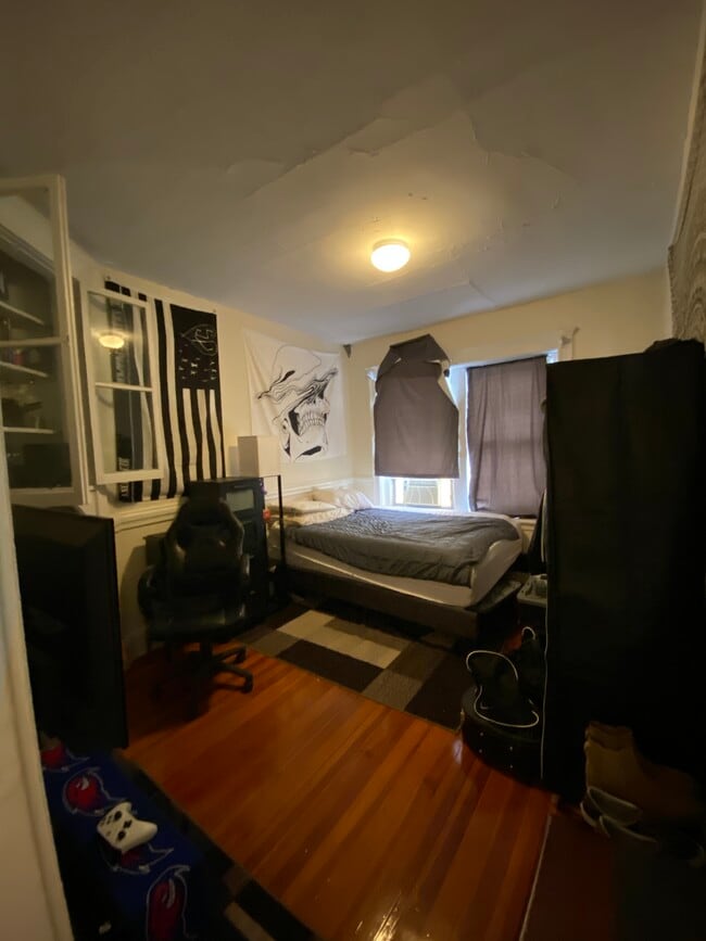 15 Mount Hood Rd, Unit 1