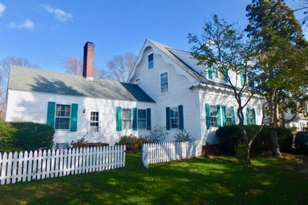 12 Cottle Ln in Edgartown, MA - Foto de edificio