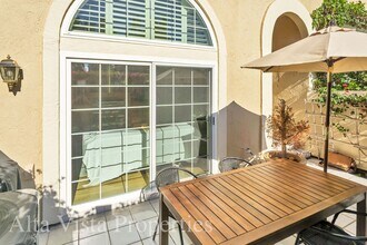 4030 Porte de Palmas in San Diego, CA - Building Photo - Building Photo