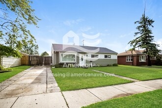 26635 Bryan St in Roseville, MI - Building Photo - Building Photo