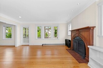 23 Commonwealth Rd in Watertown, MA - Building Photo - Building Photo