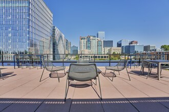 Main Street Flats in Bellevue, WA - Foto de edificio - Building Photo