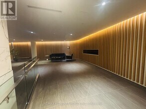 160 Flemington Rd in Toronto, ON - Building Photo - Building Photo