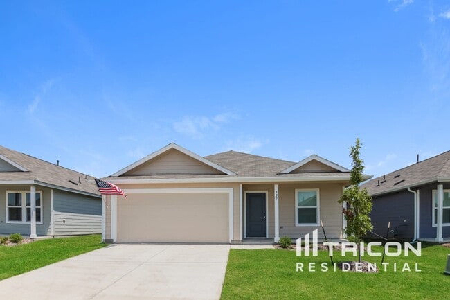 property at 827 Ginkgo Wy