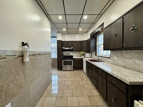 48 Jefferson Ave in Jersey City, NJ - Building Photo - Building Photo