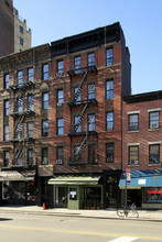 19 Greenwich Ave in New York, NY - Building Photo - Building Photo