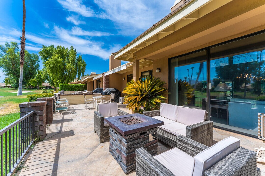 191 Madrid Ave in Palm Desert, CA - Building Photo