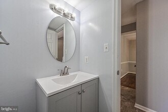 7046 Leestone St in Springfield, VA - Building Photo - Building Photo