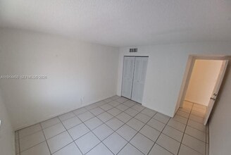 4330 NW 79th Ave in Doral, FL - Building Photo - Building Photo