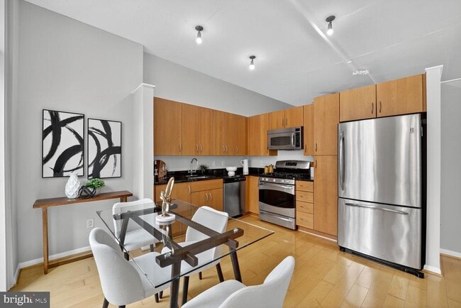 811 4th St NW in Washington, DC - Building Photo - Building Photo