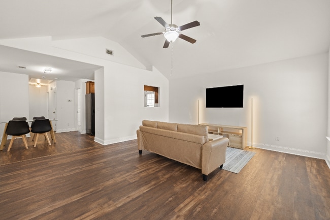 16 Ristona Dr in Savannah, GA - Building Photo - Building Photo