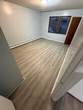 62 Woodland St in New Britain, CT - Building Photo - Building Photo