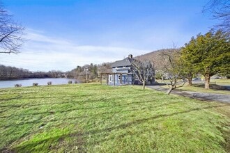 1 Memorial Dr in Suffern, NY - Building Photo - Building Photo