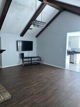 957 Rustwood Dr in Biloxi, MS - Foto de edificio - Building Photo