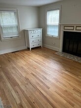 718 Somerset St in Franklin Lakes, NJ - Building Photo - Building Photo
