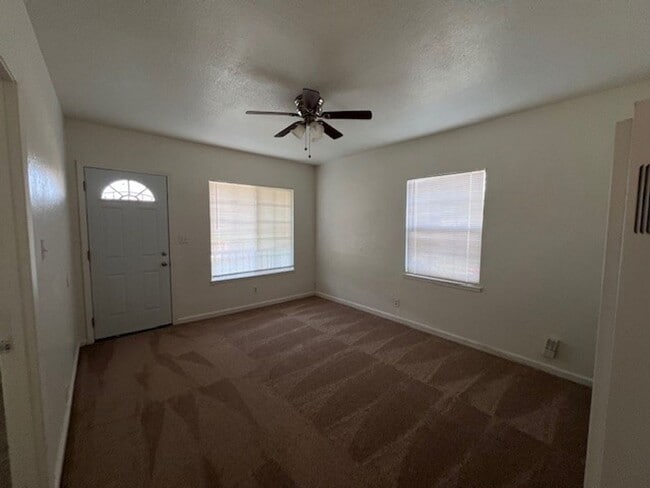 3808 23rd Ave in Sacramento, CA - Building Photo - Building Photo