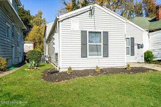 2913 Dumesnil St in Louisville, KY - Building Photo - Building Photo