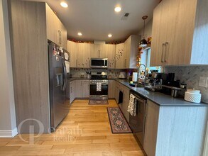 6844 W 65th St in Chicago, IL - Building Photo - Building Photo