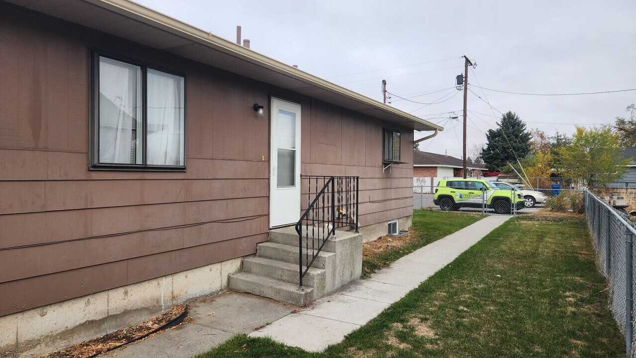 1740 W Sussex Ave in Missoula, MT - Building Photo