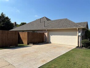 314 Chisholm Trail in Argyle, TX - Building Photo - Building Photo