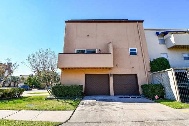 6000 Inwood Dr in Houston, TX - Building Photo - Building Photo