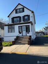 24 Howard St in Perth Amboy, NJ - Building Photo