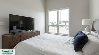 1600 NW 38th St in Kansas City, MO - Foto de edificio - Building Photo