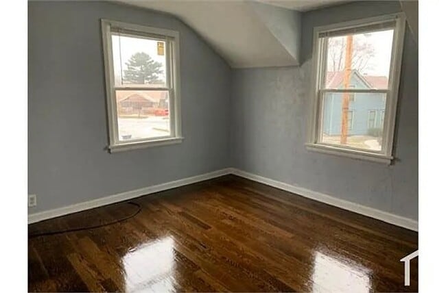 129 La Porte Ave in South Bend, IN - Building Photo - Building Photo