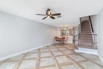 11314 Grandville Dr in Tampa, FL - Building Photo - Building Photo