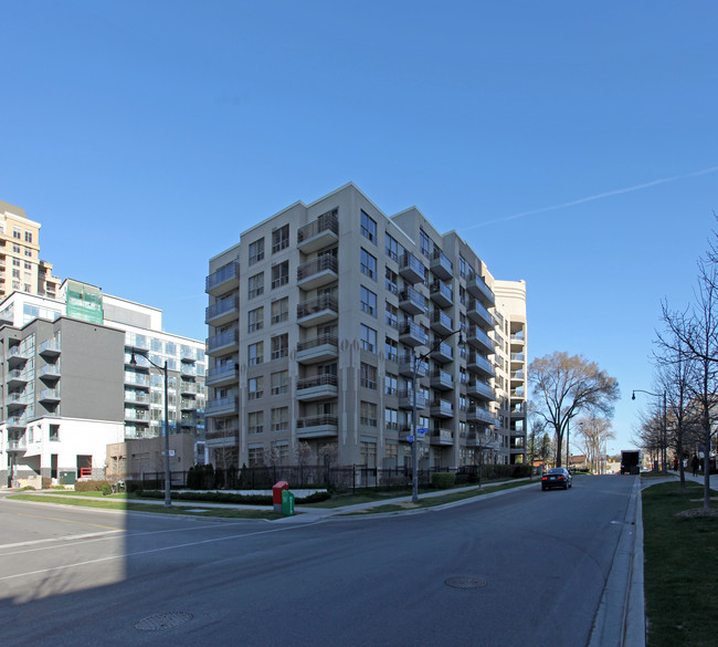 The Chelsea in Toronto, ON - Building Photo - Building Photo