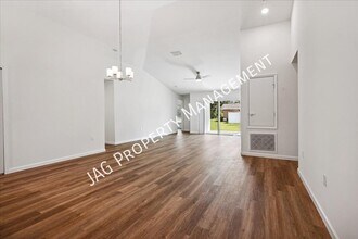 174 Underwood Trl in Palm Coast, FL - Building Photo - Building Photo