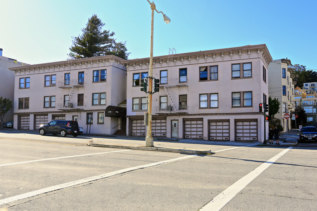 2710 Market St in San Francisco, CA - Building Photo