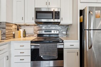 3600 N Lake Shore Dr, Unit 1 in Chicago, IL - Building Photo - Building Photo