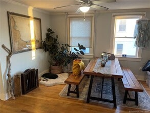 112 Thames St in Groton, CT - Building Photo - Building Photo