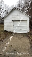 1012 Farnum Ave in Flint, MI - Building Photo - Building Photo