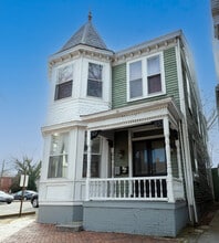 442 Court St in Portsmouth, VA - Foto de edificio - Building Photo