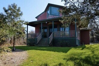 101 Associates Rd in Falmouth, MA - Building Photo - Building Photo