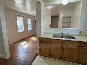 26 Elm St in Keene, NH - Building Photo - Building Photo