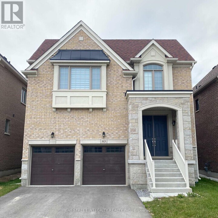 63 Tesla Cres in East Gwillimbury, ON - Building Photo