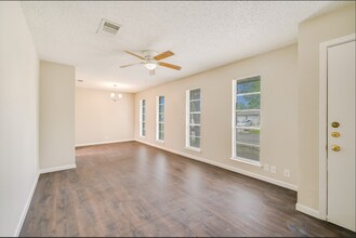 14306 Ridge Point Dr in San Antonio, TX - Building Photo - Building Photo