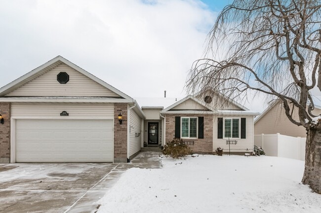 6002 W Olympiad Ln in Herriman, UT - Foto de edificio - Building Photo