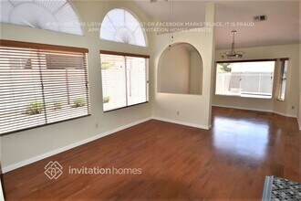 1961 E Rosemonte Dr in Phoenix, AZ - Building Photo - Building Photo