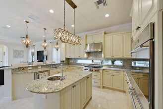 6950 NW 26th Way in Boca Raton, FL - Building Photo - Building Photo