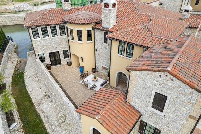 28 Comillas Dr in Westlake, TX - Building Photo - Building Photo