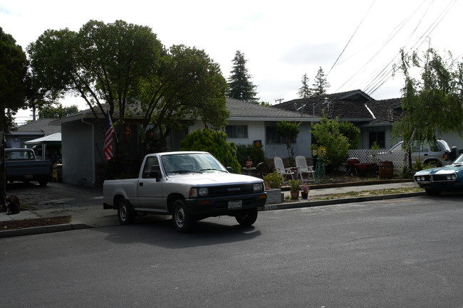 1655-1657 Sierra St in Redwood City, CA - Building Photo - Building Photo