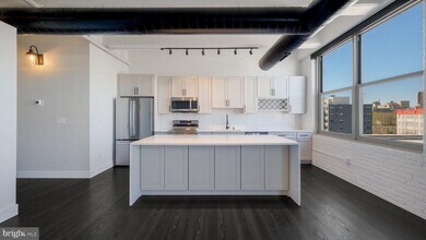 444 N 4th St in Philadelphia, PA - Building Photo - Building Photo