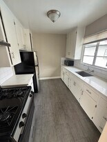 1411 Laurel Ave, Unit 17 in West Hollywood, CA - Building Photo