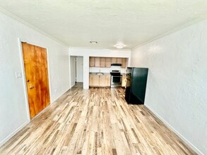 1602 N Wishon Ave in Fresno, CA - Building Photo - Building Photo