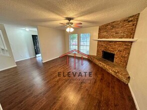 1305 Lovell Dr in Arlington, TX - Building Photo - Building Photo